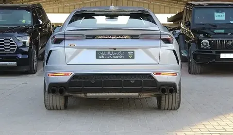 Discover undefined undefined Exterior Interior Images.Find all aspects and details of cars.