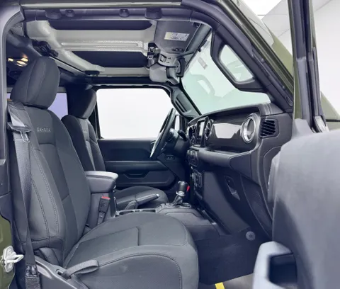 Jeep Wrangler 3.6L V6 Sahara 2-Door 2021