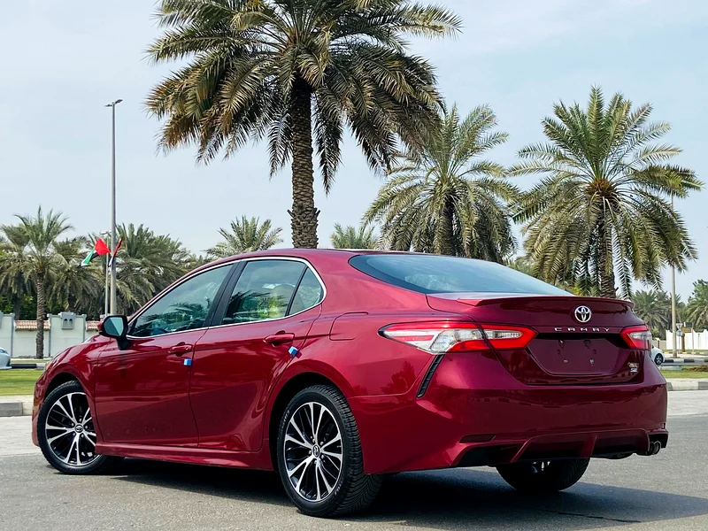 Toyota Camry SE