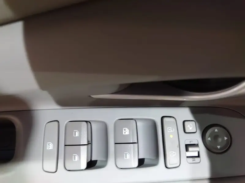 Hyundai Elantra 2025