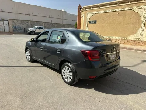 Discover undefined undefined Exterior Interior Images.Find all aspects and details of cars.