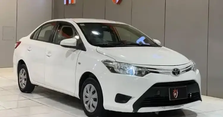 toyota toyota-yaris image Toyota Yaris 2015