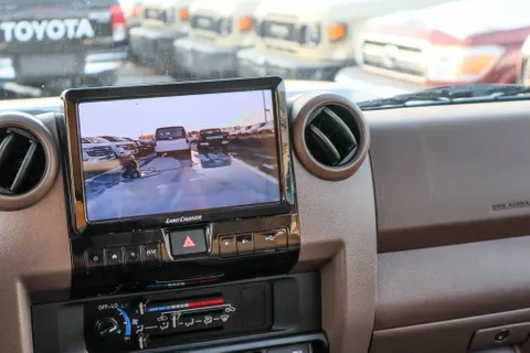 Toyota Land Cruiser 4.0L Hardtop 2024