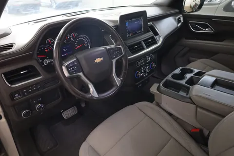 Chevrolet Suburban 5.3L LS 2021
