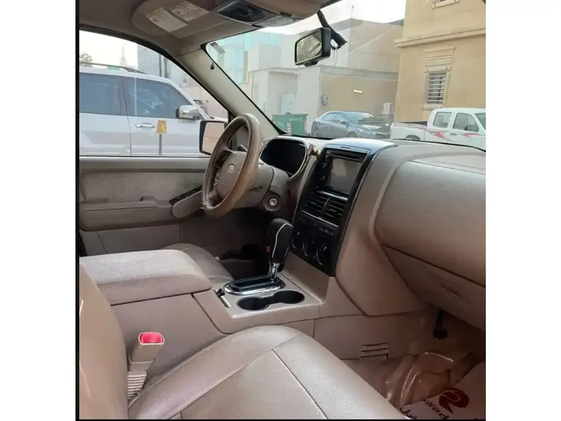 Ford Explorer 2010
