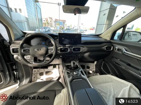 Discover undefined undefined Exterior Interior Images.Find all aspects and details of cars.
