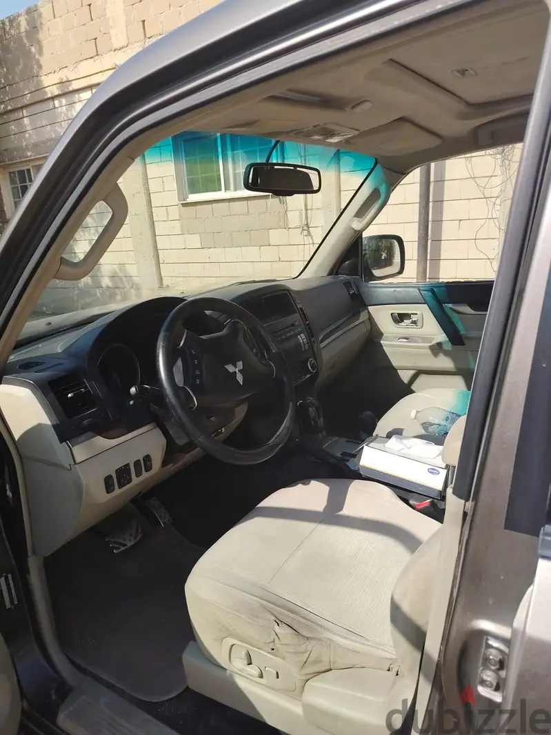 Mitsubishi Pajero 2010