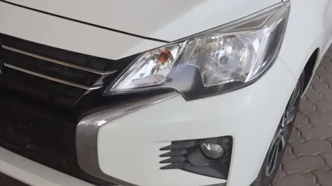 Mitsubishi Mirage 2023