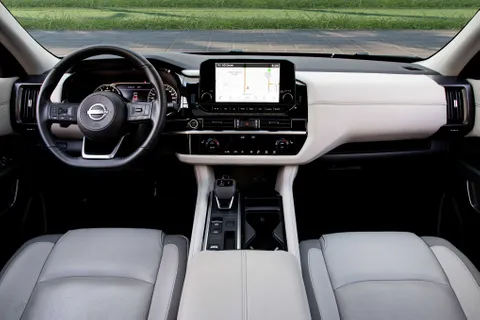 Nissan Pathfinder 2024