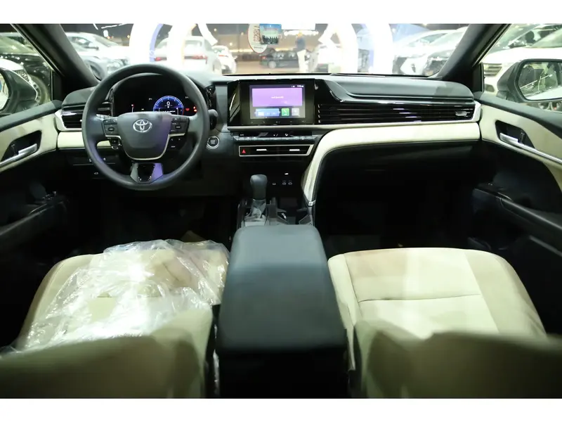 Toyota Camry 2025