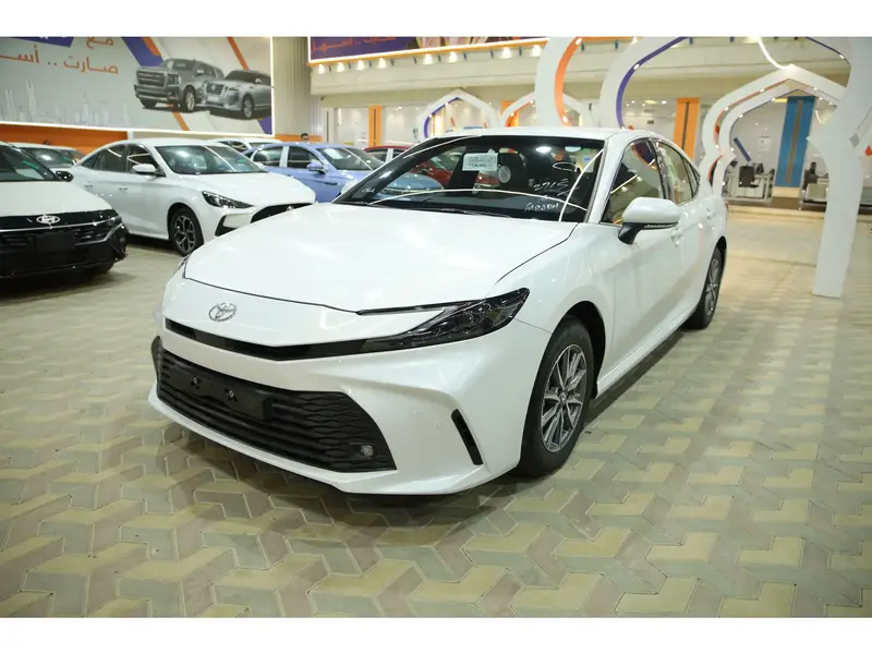 Toyota Camry 2025