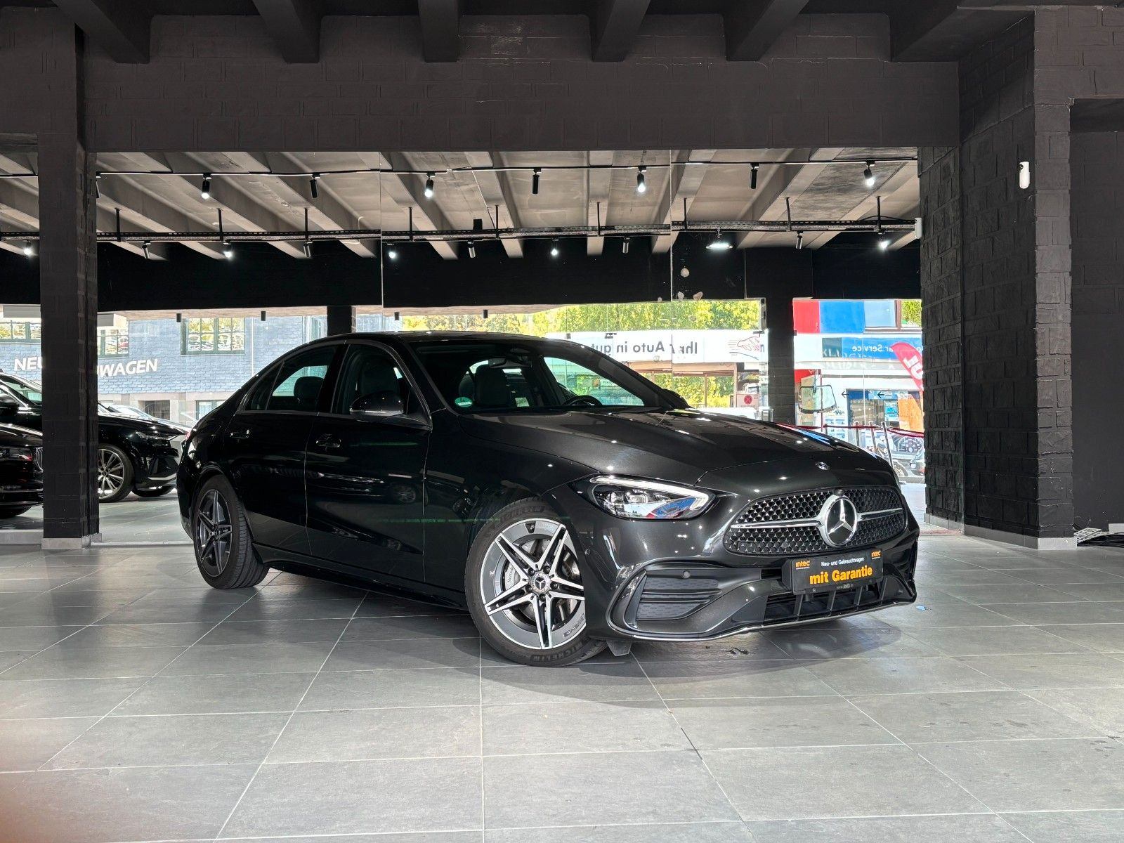مرسيدس بنز C Class 2024