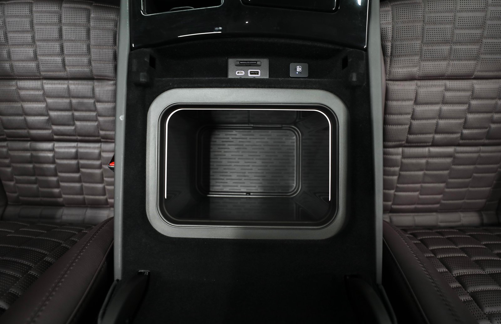 Cadillac | Escalade ESV | 5,150 AED Monthly | Free Insurance and Registration