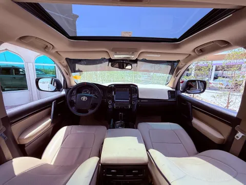 Toyota Land Cruiser 4.0 GXR 2011