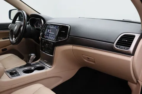 Jeep Grand Cherokee 2021