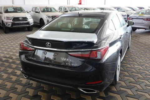 New Lexus ES 350 4 door 3.5L 2023