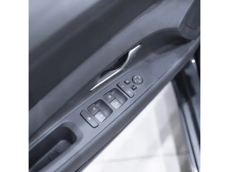 Hyundai Elantra 2025