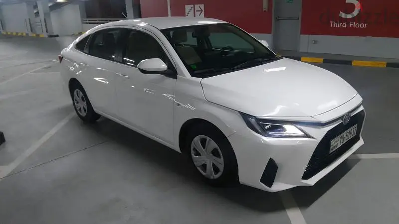 تويوتا يارس 2023