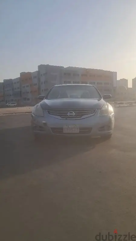 Nissan Altima 2012