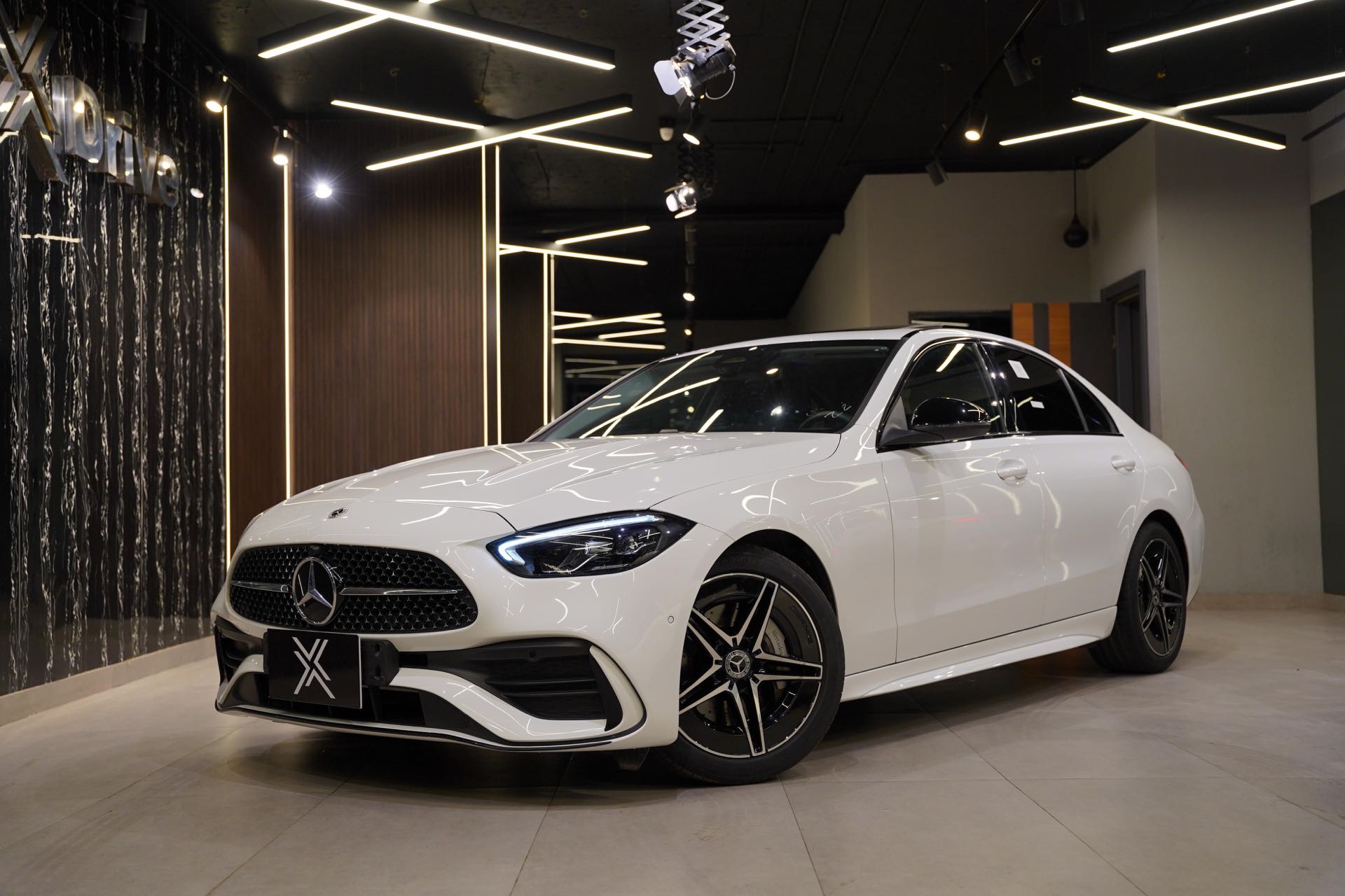 مرسيدس بنز C Class 2024