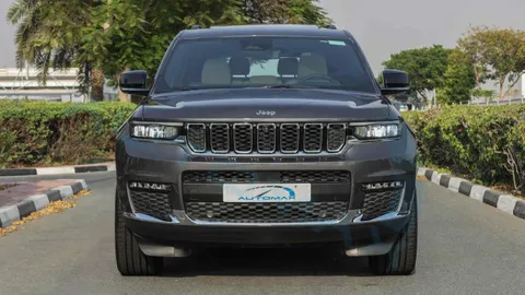 Discover undefined undefined Exterior Interior Images.Find all aspects and details of cars.