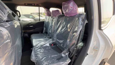 New Toyota Land Cruiser 4.0 GXR 2025