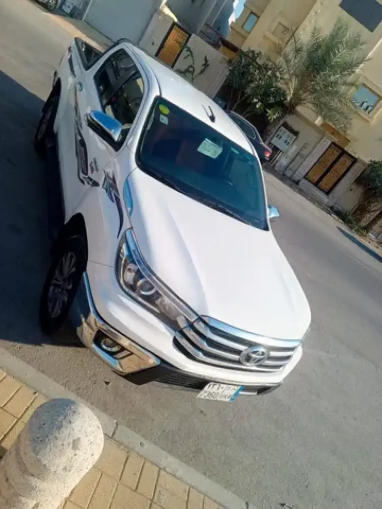 toyota toyota-hilux image Toyota Hilux 2020