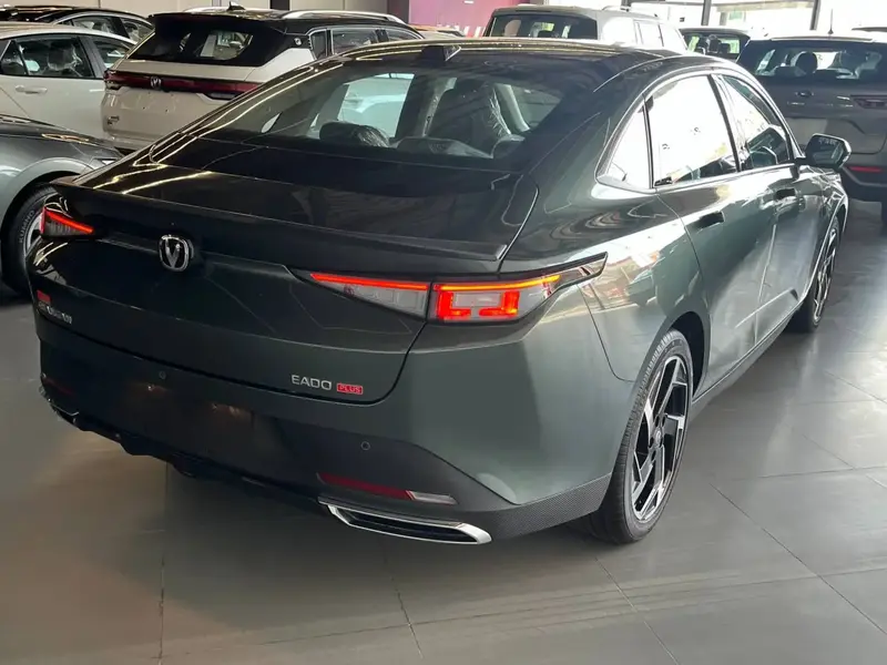 Discover undefined undefined Exterior Interior Images.Find all aspects and details of cars.