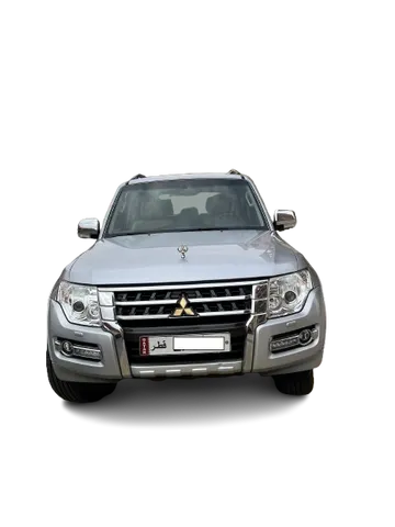 استكشف undefined undefined الصور الخارجية والداخلية. اكتشف جميع جوانب وتفاصيل السيارات.