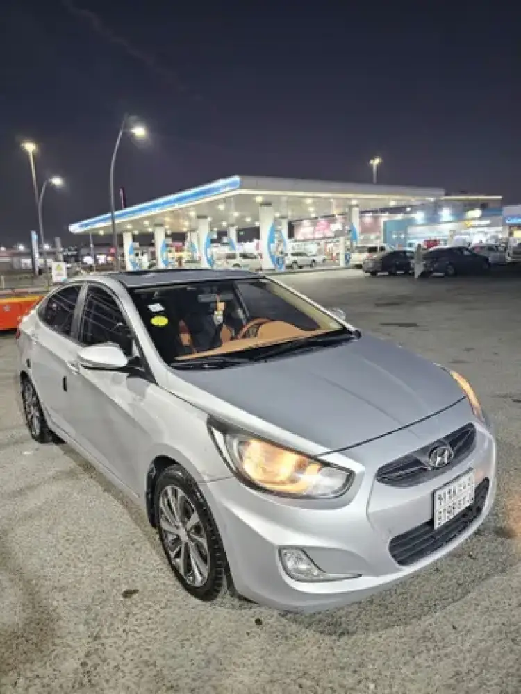 hyundai hyundai-accent image Hyundai Accent 2014