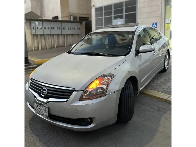 Nissan Altima 2009