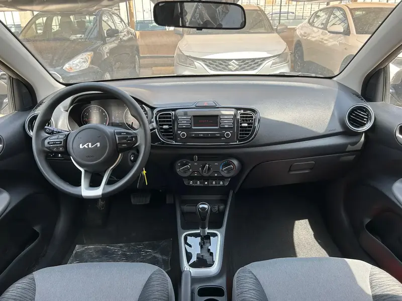 KIA Pegas 2025