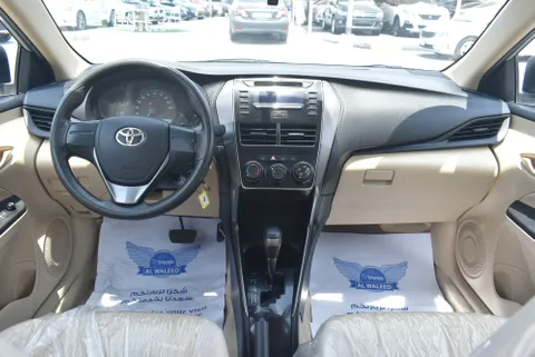 Toyota Yaris 1.5L SE 2022