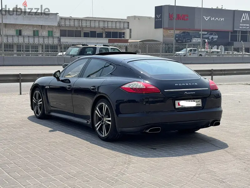 Porsche Panamera 2011