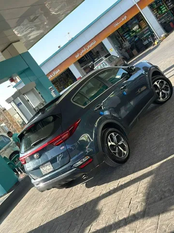 Discover undefined undefined Exterior Interior Images.Find all aspects and details of cars.