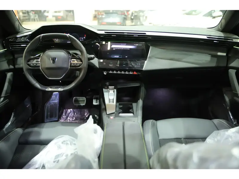 Peugeot 408 2024