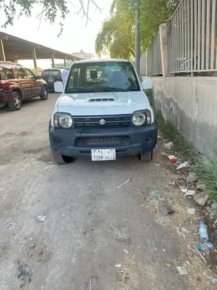 suzuki suzuki-jimny image Suzuki Jimny 2014