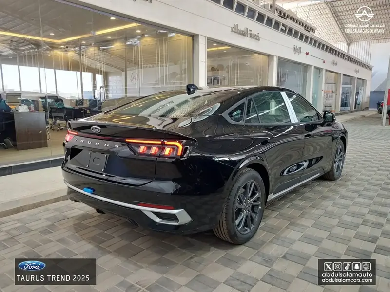 Ford Taurus 2025