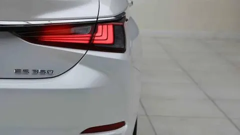 Discover undefined undefined Exterior Interior Images.Find all aspects and details of cars.
