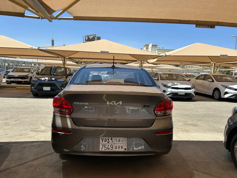 Discover undefined undefined Exterior Interior Images.Find all aspects and details of cars.