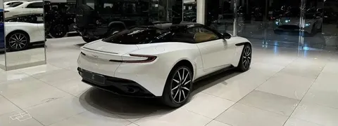 Discover undefined undefined Exterior Interior Images.Find all aspects and details of cars.