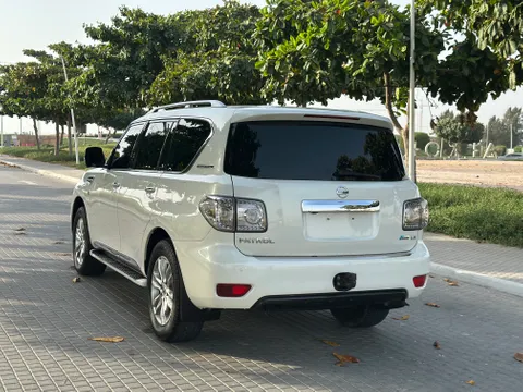 Nissan Patrol LE Platinum 2012