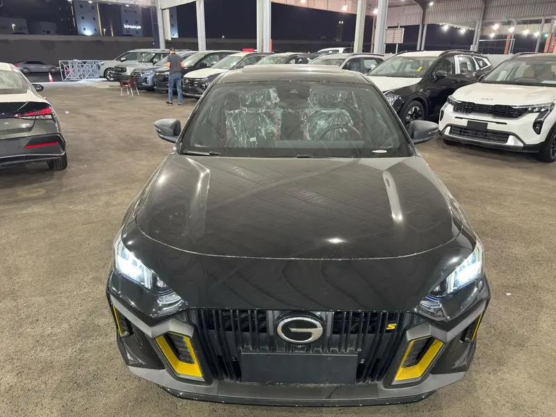 Discover undefined undefined Exterior Interior Images.Find all aspects and details of cars.