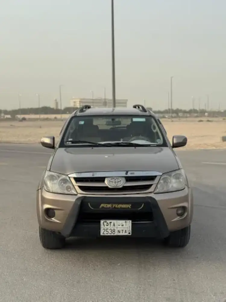 toyota toyota-fortuner image Toyota Fortuner 2008