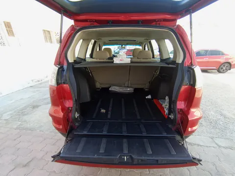 Discover undefined undefined Exterior Interior Images.Find all aspects and details of cars.