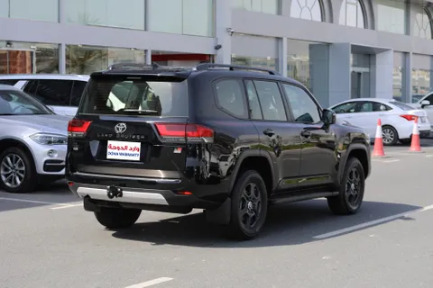 Discover undefined undefined Exterior Interior Images.Find all aspects and details of cars.