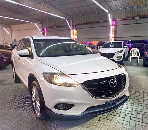 Discover undefined undefined Exterior Interior Images.Find all aspects and details of cars.
