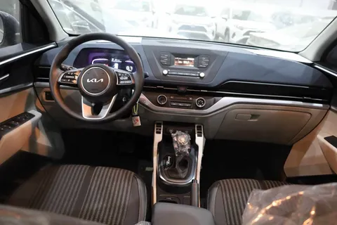New Kia Carens 2023