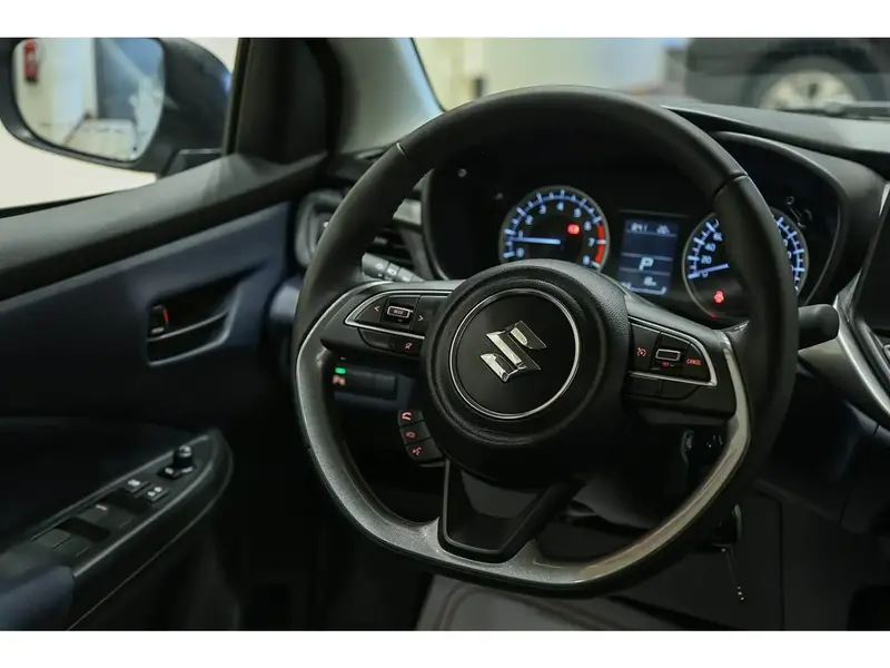 Discover undefined undefined Exterior Interior Images.Find all aspects and details of cars.