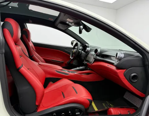 Ferrari GTC4Lusso 6.3L V12 2018